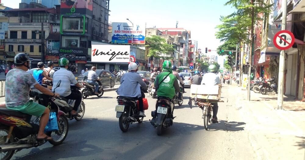 pano quảng cáo hà nội
