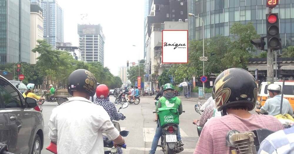 pano quảng cáo hà nội