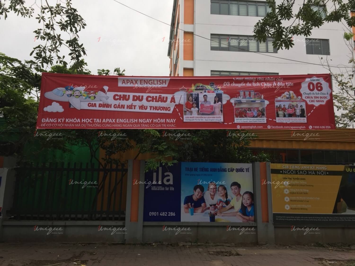 Apax English quảng cáo banner standee