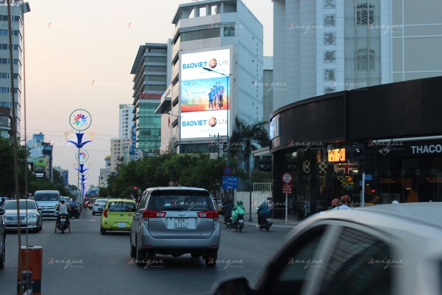 Bảo Việt Life quảng cáo màn hình Led ngoài trời