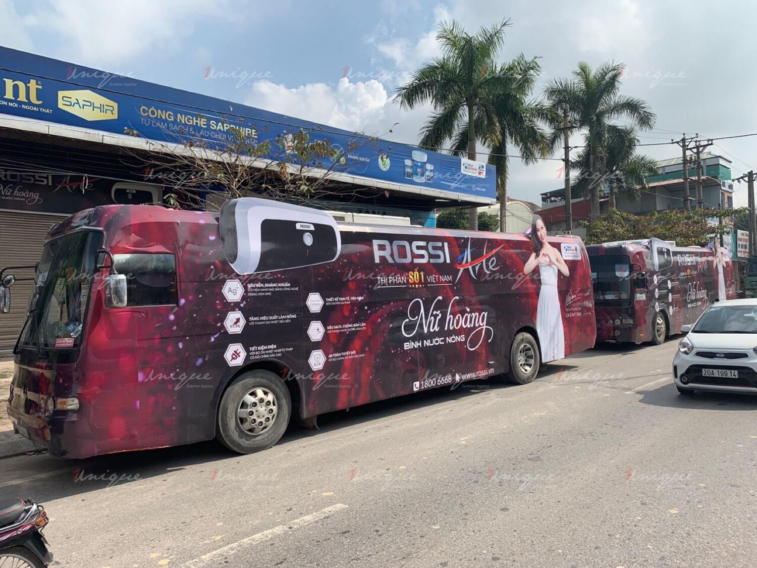 Chiến dịch Luxury Roadshow của Rossi Arte
