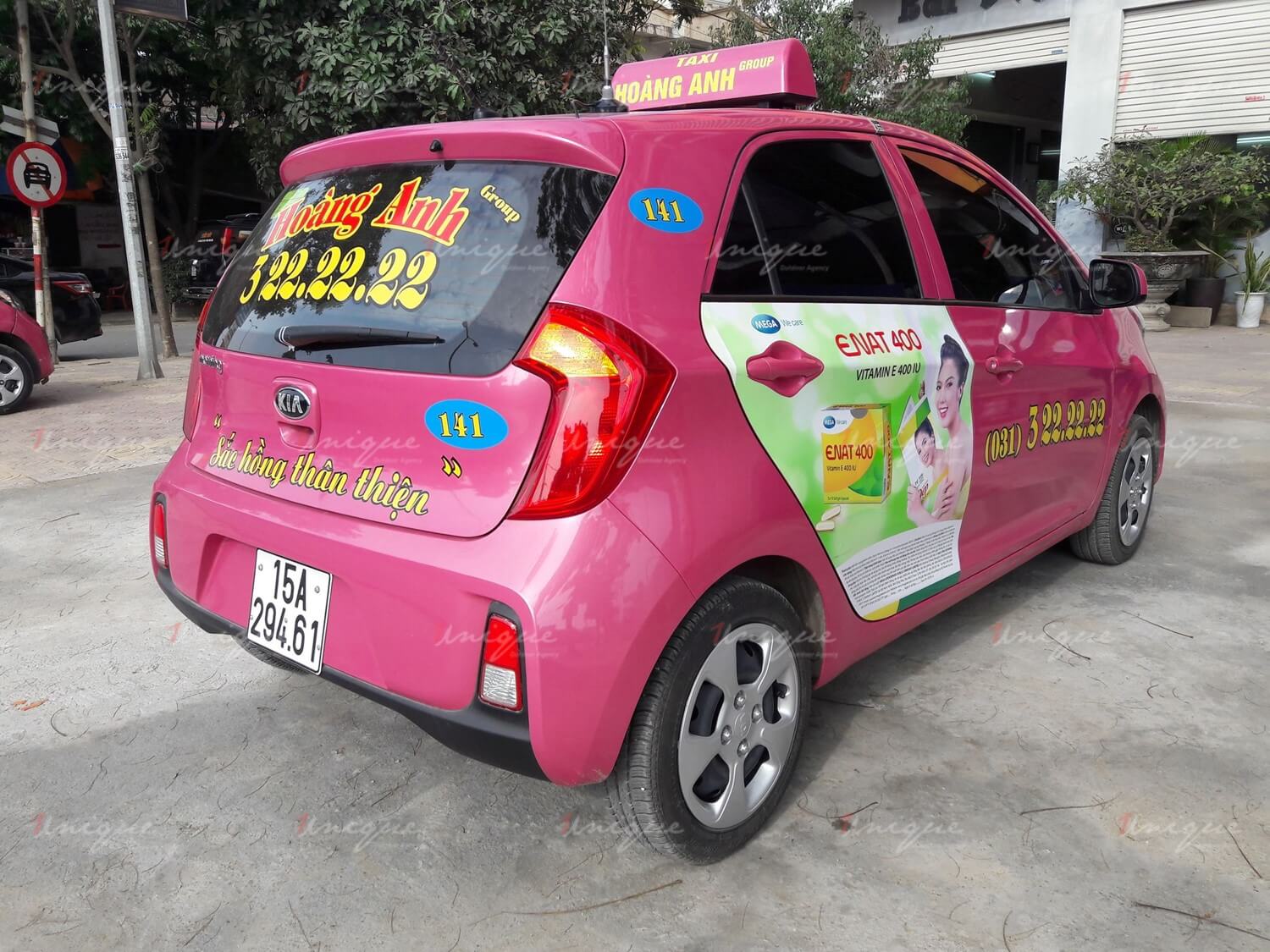 quảng cáo trên taxi hoàng anh