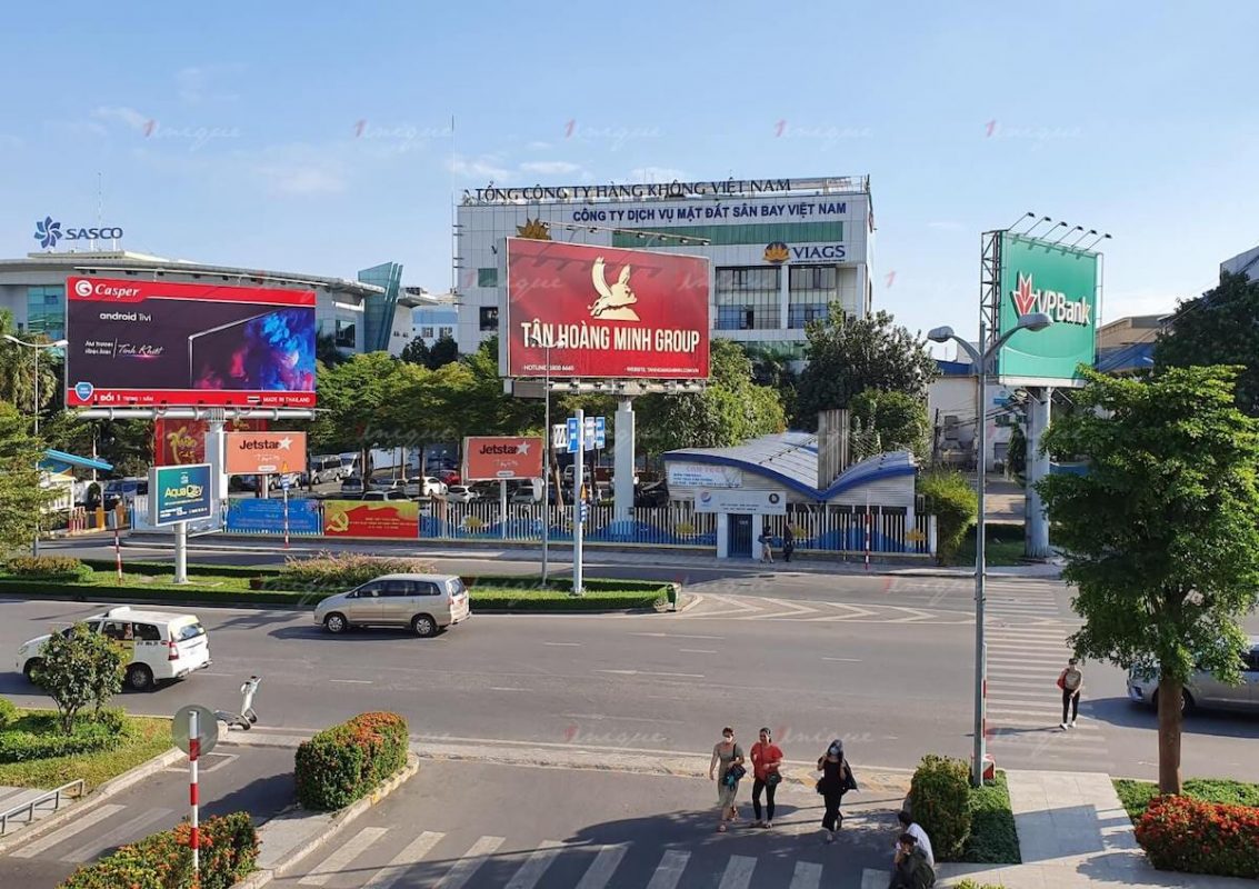 Thiết kế biển quảng cáo ngoài trời