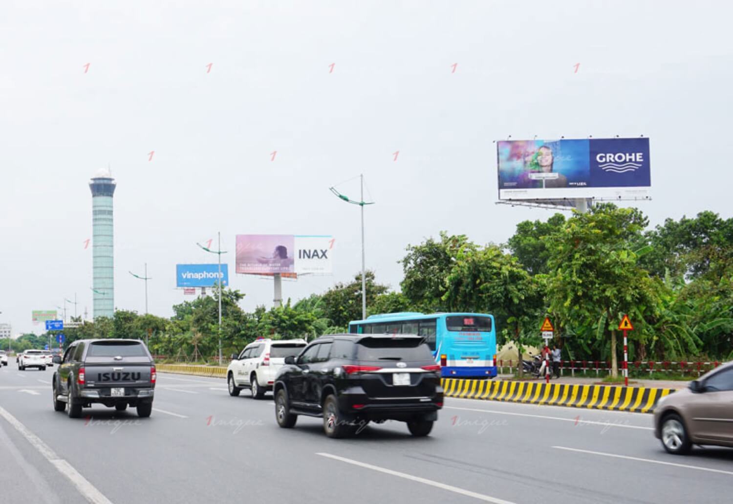 Thiết kế biển quảng cáo ngoài trời