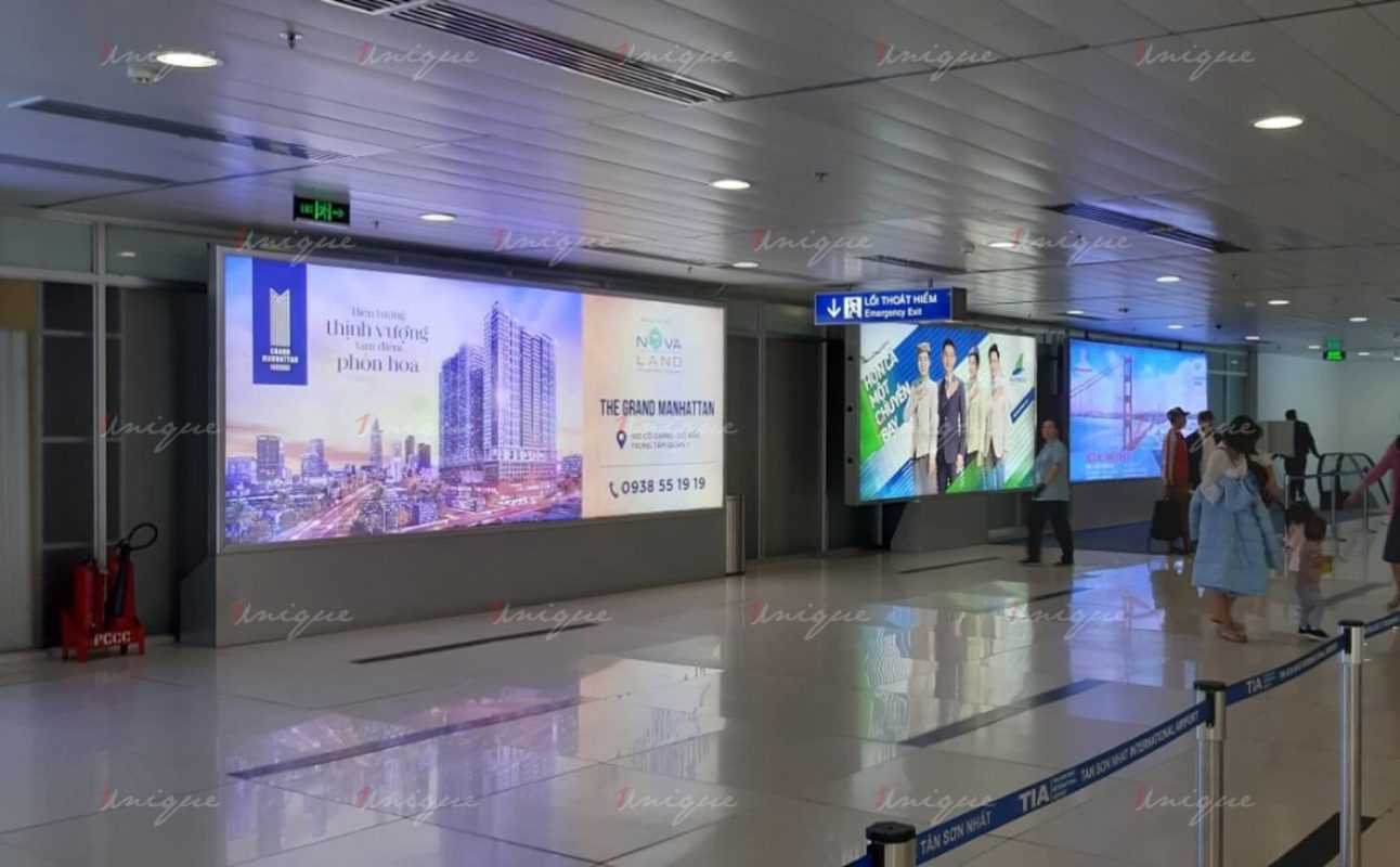 quảng cáo biển hộp đèn