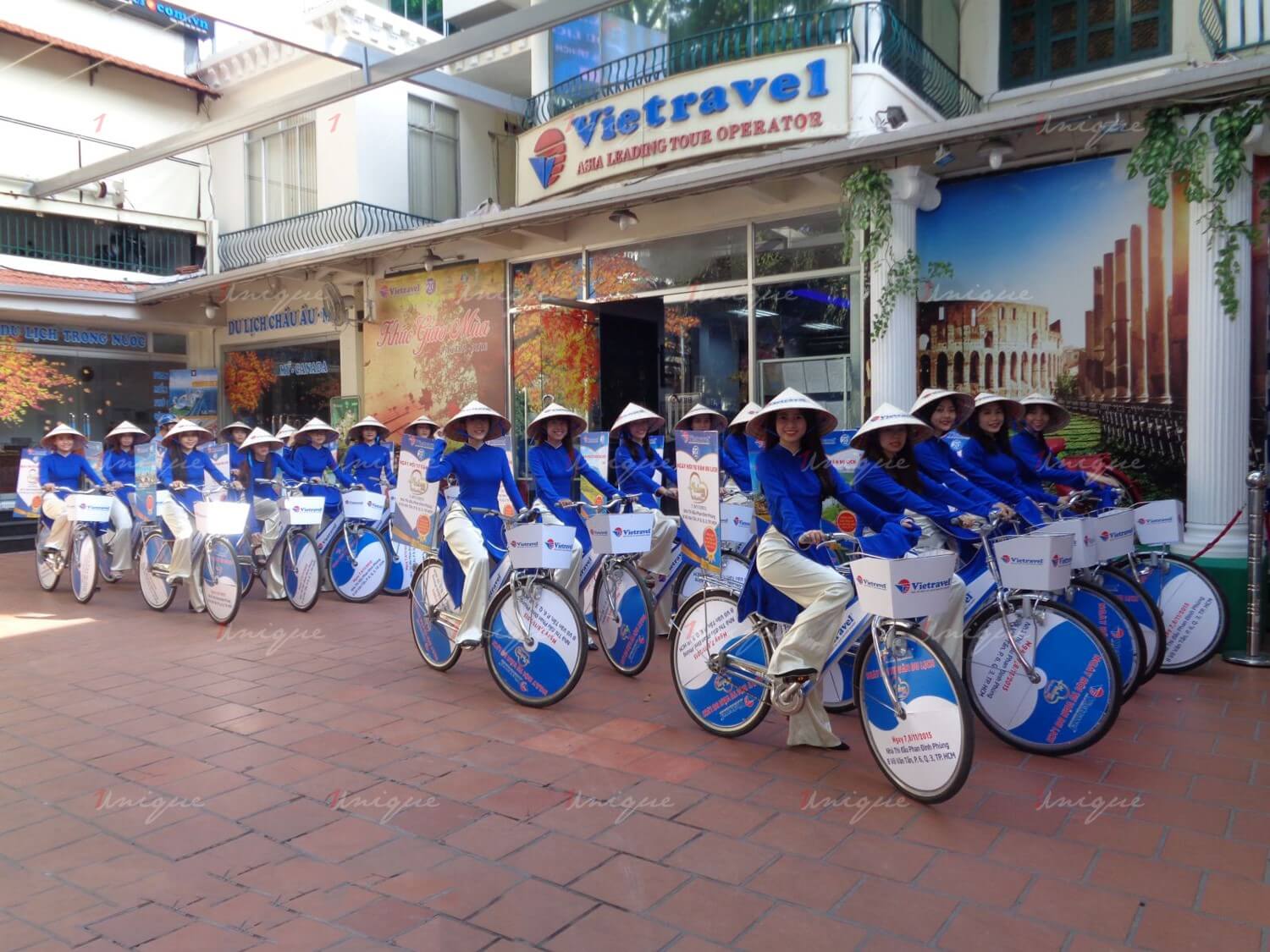 quảng cáo roadshow