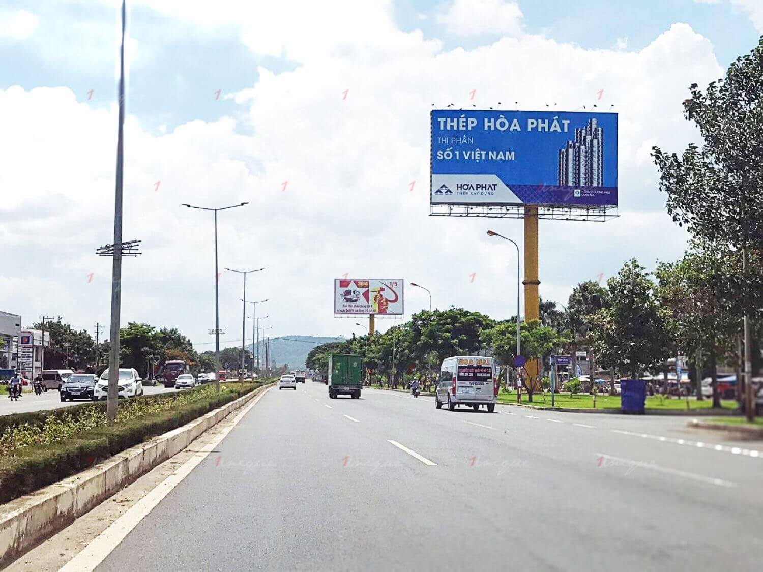 cho thuê biển quảng cáo ngoài trời