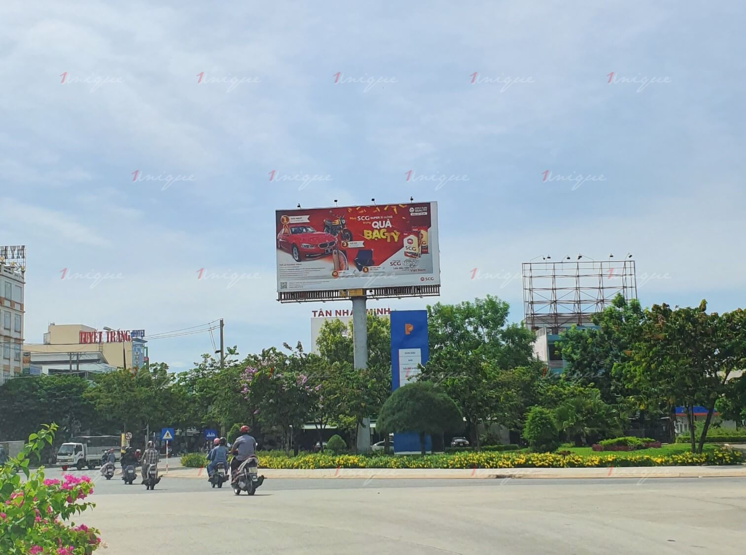 cho thuê biển quảng cáo ngoài trời