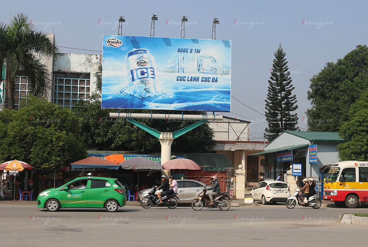 cho thuê biển quảng cáo ngoài trời