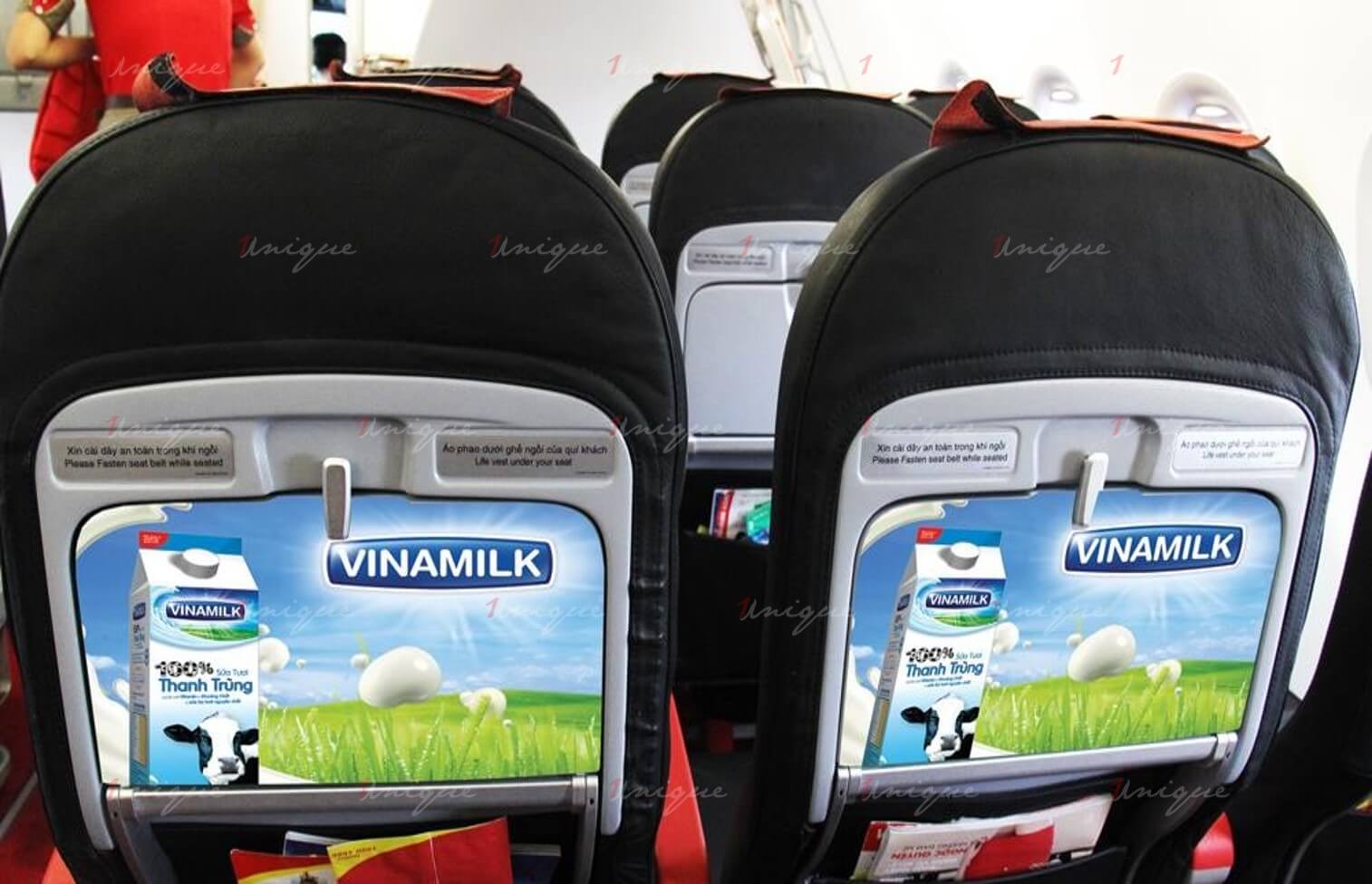 quảng cáo trên máy bay