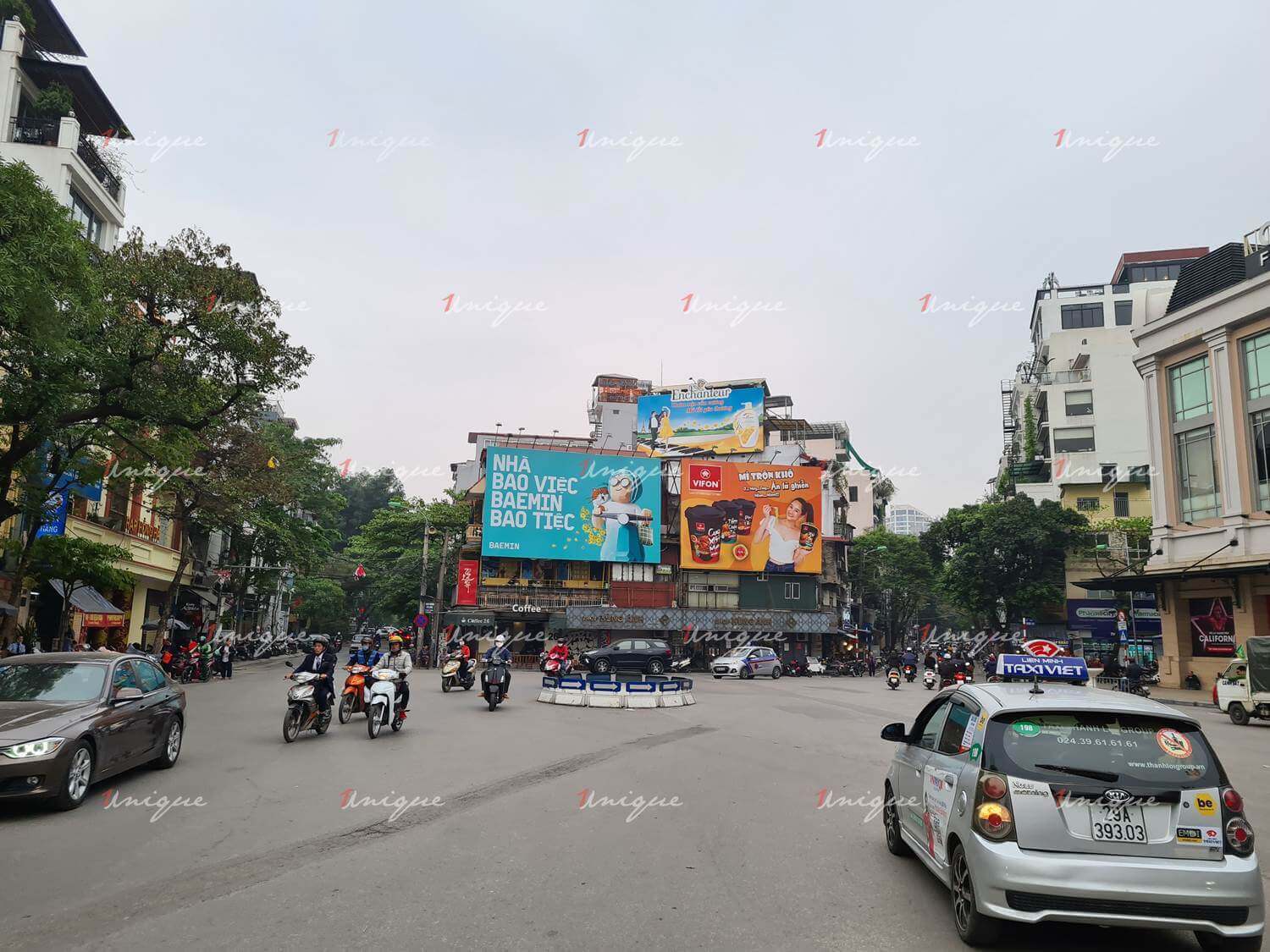 quảng cáo ngoài trời tại Hà Nội