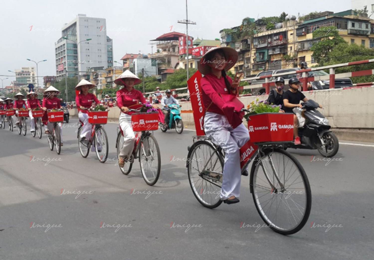 quảng cáo roadshow xe đạp