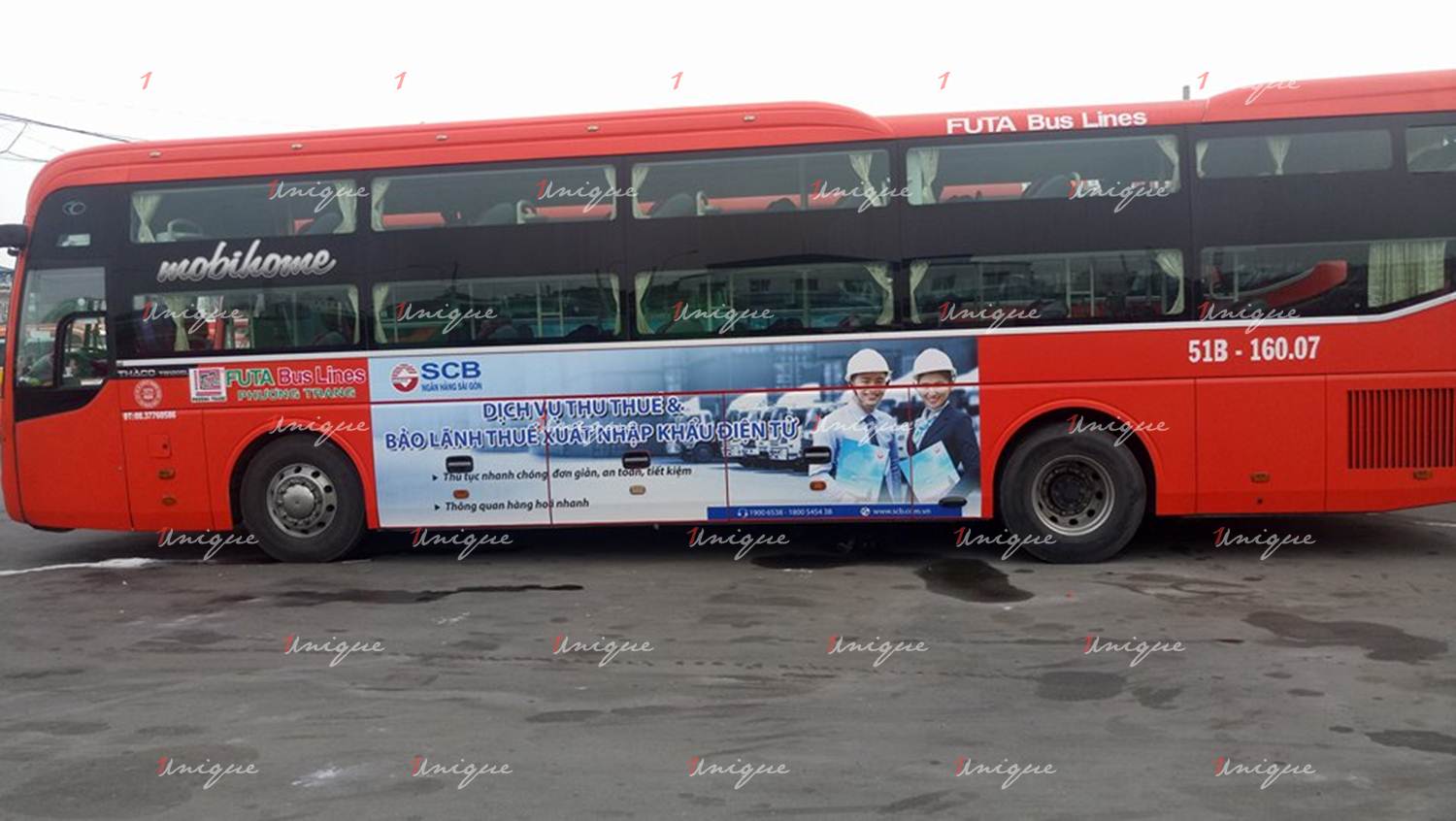 quảng cáo trên xe khách