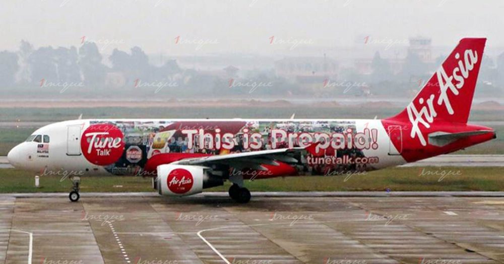 quảng cáo trên máy bay Air Asia