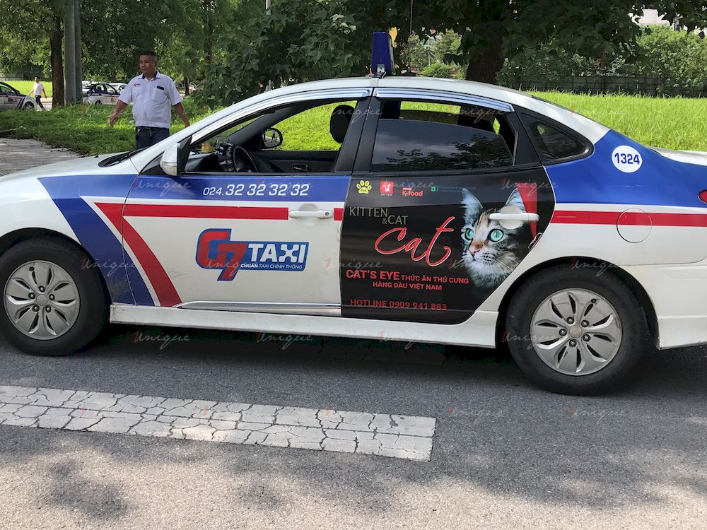 VietPet quảng cáo trên Taxi