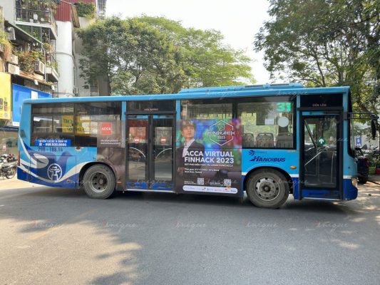Chiến dịch quảng cáo xe bus của ACCA Virtual Finhack phủ sóng Hà Nội ACCA quảng cáo xe bus