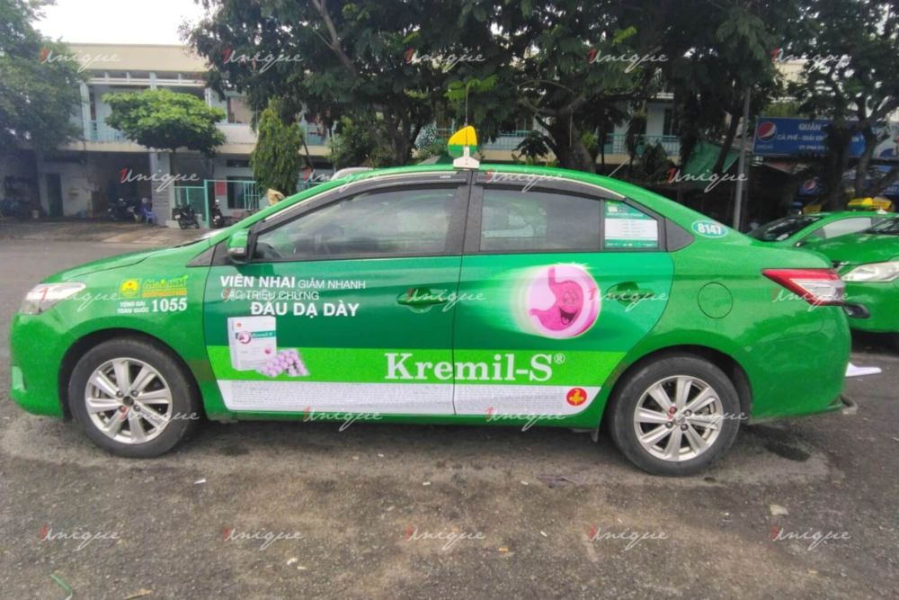 Kremil quảng cáo trên taxi Kremil quảng cáo trên taxi