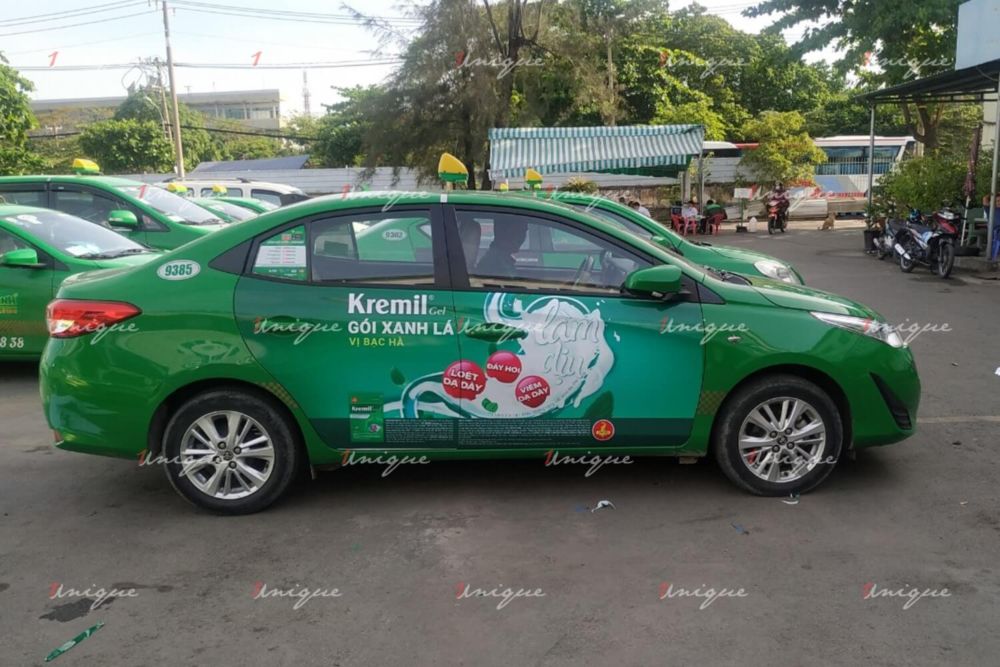 Kremil quảng cáo trên taxi Kremil quảng cáo trên taxi