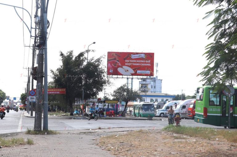 Dự án Billboard quảng cáo của Hoàng Thọ Fruits tại Chợ Đầu mối Thủ Đức (TP.HCM)