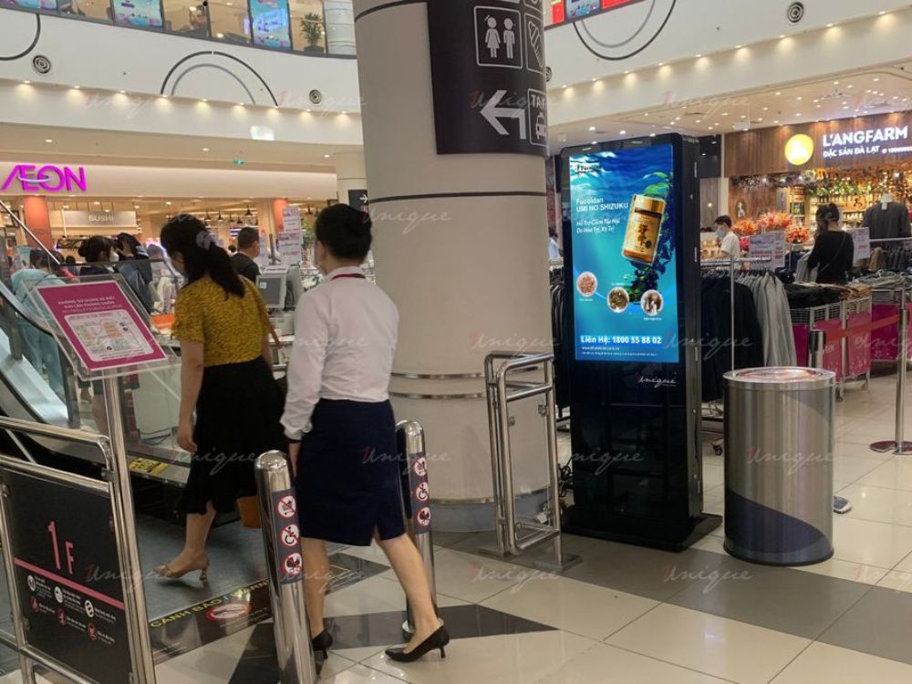 Fucoidan phủ sóng với chiến dịch OOH tích hợp (Pano, LED, LCD, quảng cáo nhà chờ xe bus)