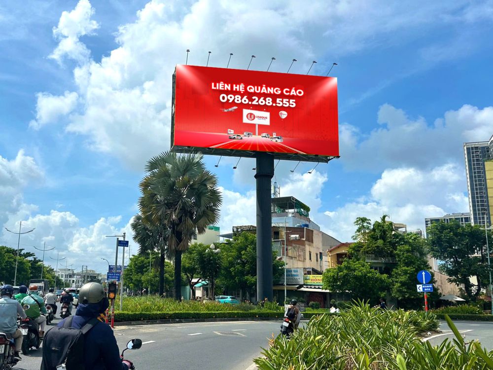 Unique OOH - Dịch vụ quảng cáo ngoài trời tích hợp OOH All-In-One